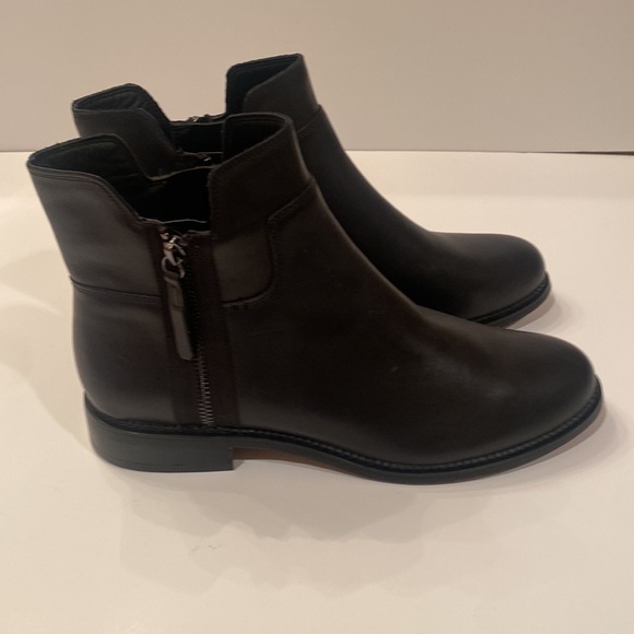 Franco Sarto Halford Black Ankle Booties - Picture 2 of 6